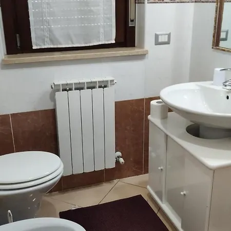 Apartment App Con Giardino Porticato Di Uso Esclusivo Solo Per Le Famiglie *