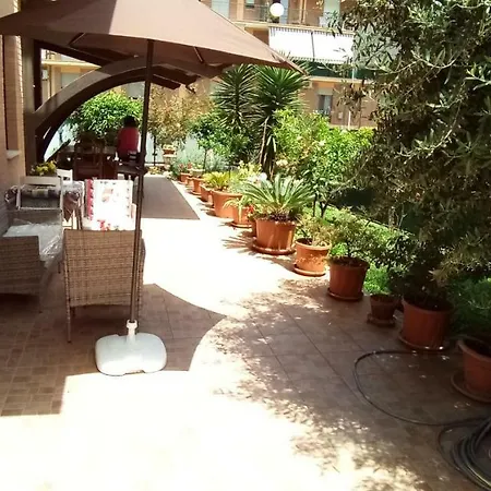 Apartment App Con Giardino Porticato Di Uso Esclusivo Solo Per Le Famiglie