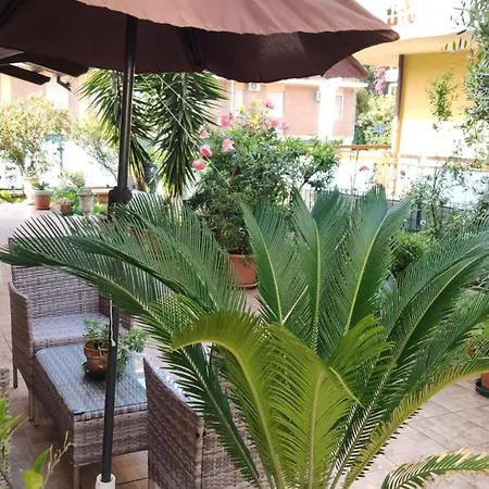 App Con Giardino Porticato Di Uso Esclusivo Solo Per Le Famiglie Lägenhet San Benedetto del Tronto