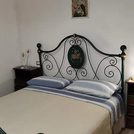 App Con Giardino Porticato Di Uso Esclusivo Solo Per Le Famiglie