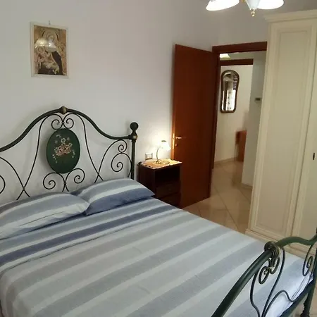App Con Giardino Porticato Di Uso Esclusivo Solo Per Le Famiglie * San Benedetto del Tronto