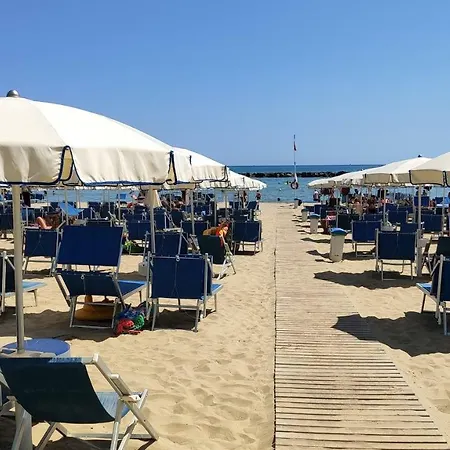 Lägenhet App Con Giardino Porticato Di Uso Esclusivo Solo Per Le Famiglie San Benedetto del Tronto
